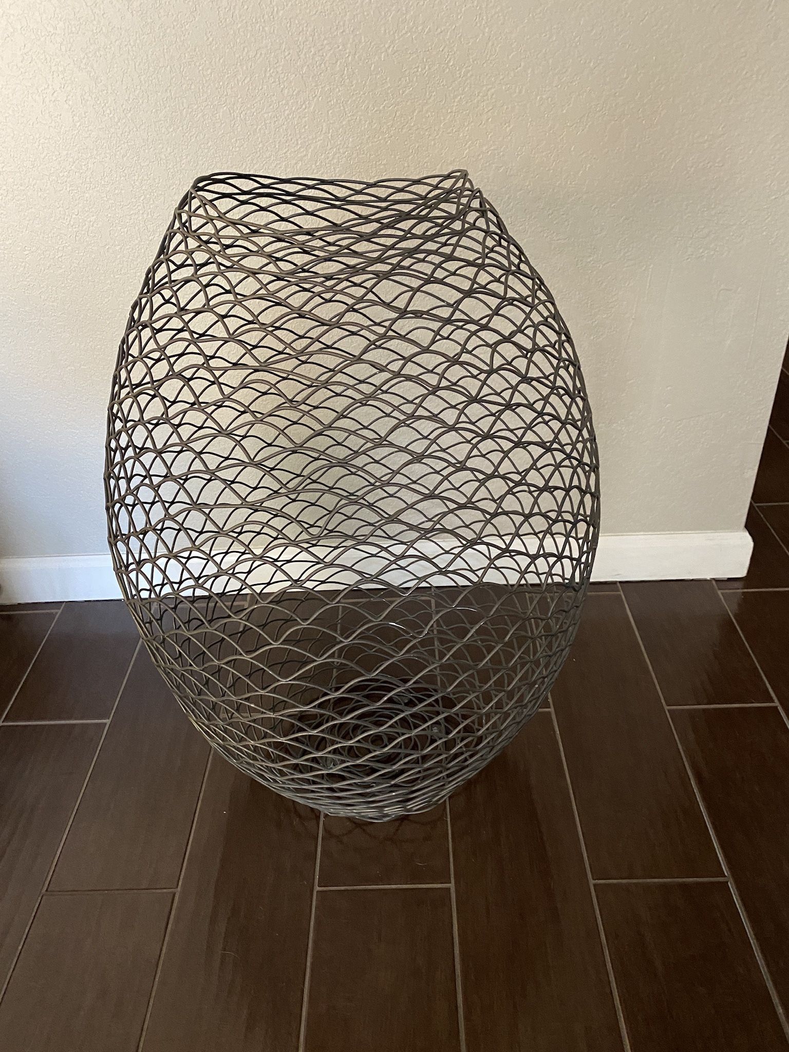 Metal  Storage  $25