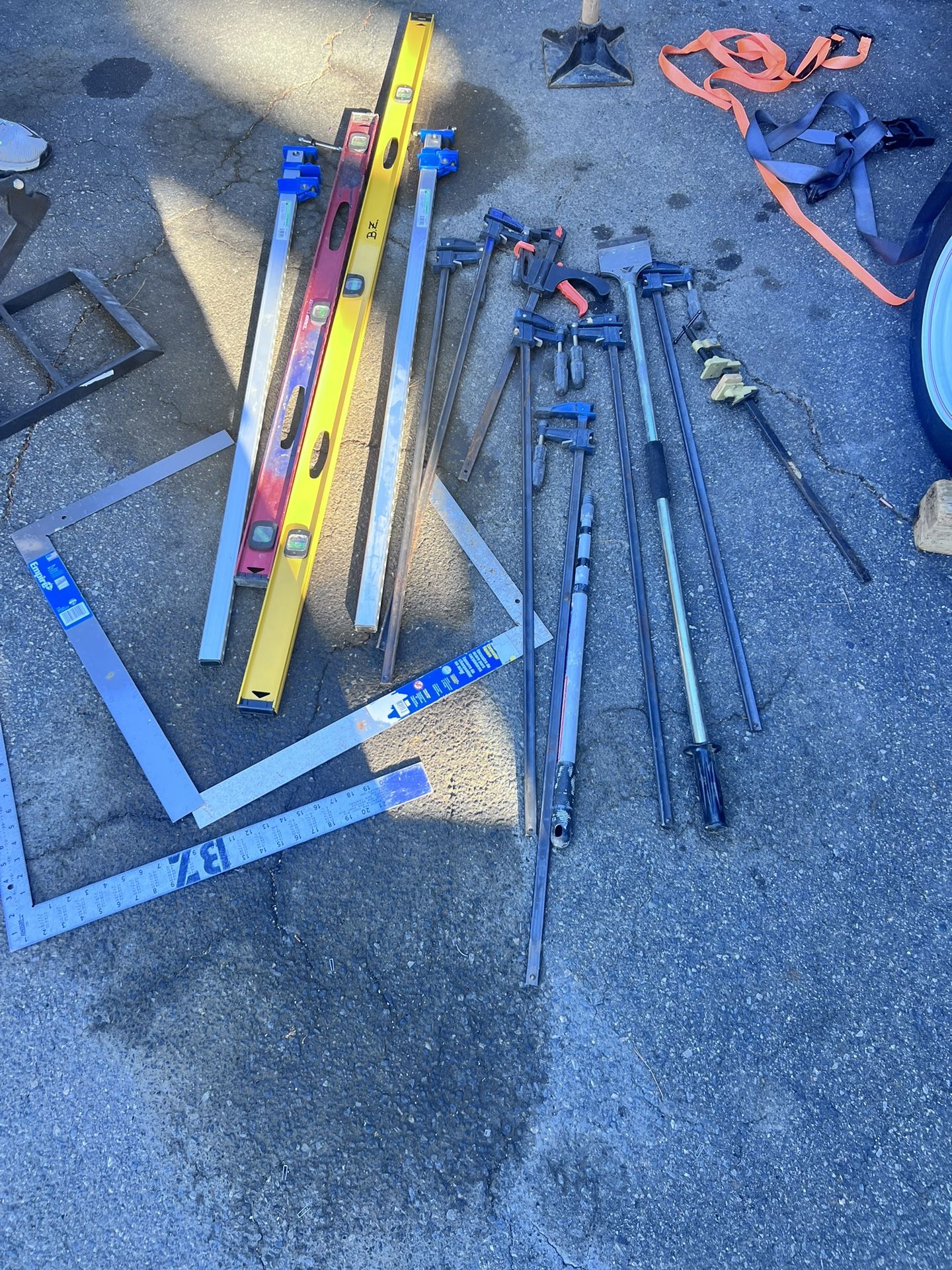 Construction tools lot
