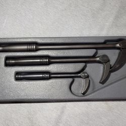 Snap-on Multiposition Prybar Set