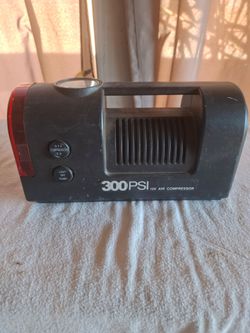 300 PSI 12V Portable Air Compressor