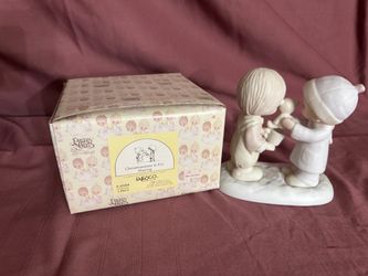 Precious Moments,  Christmas is for sharing