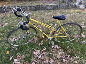 Vintage Peugeot Bike With mafac racer Braking System 