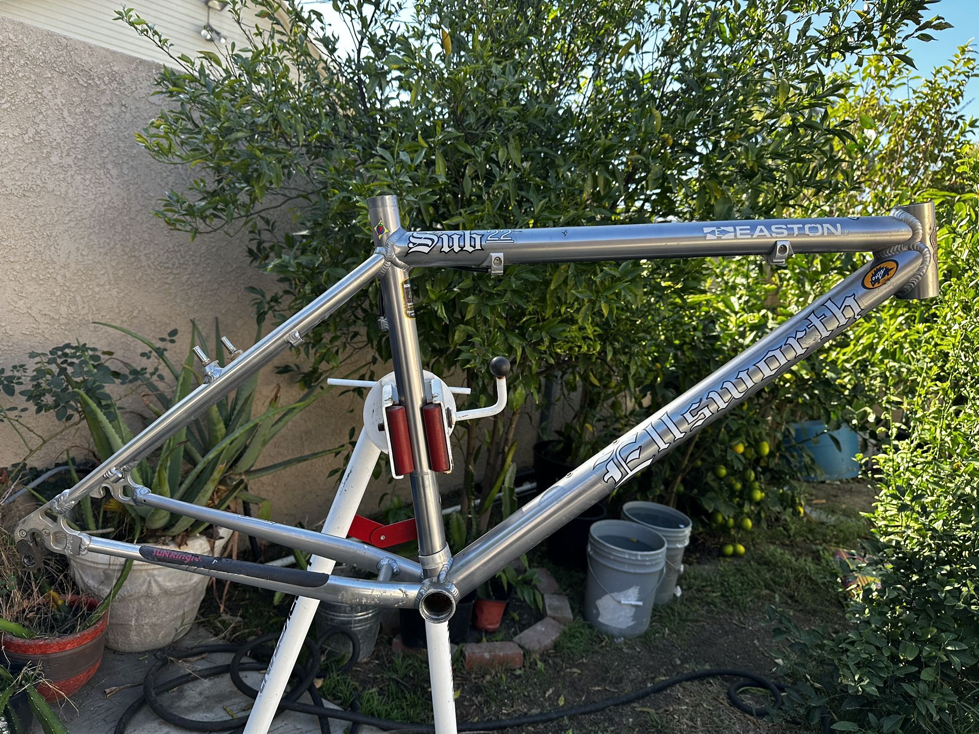Ellsworth Sub 22 Frame Size Med