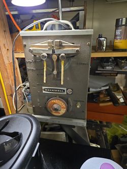 ROCKWELL BLADE WELDER