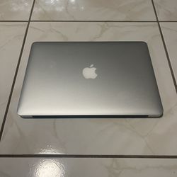 Apple Laptop For Sale