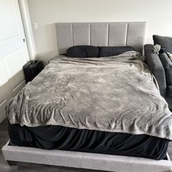 Queen Bed With Boxspring, Mattress And Farm Included 