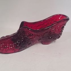 Vintage Fenton Ruby Red Daisy Button Glass Shoe Figurine 