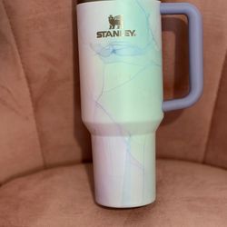 Retired 40oz Stanley