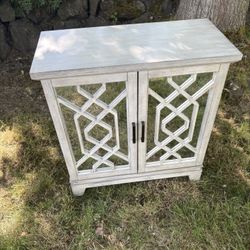 Entry Cabinet 