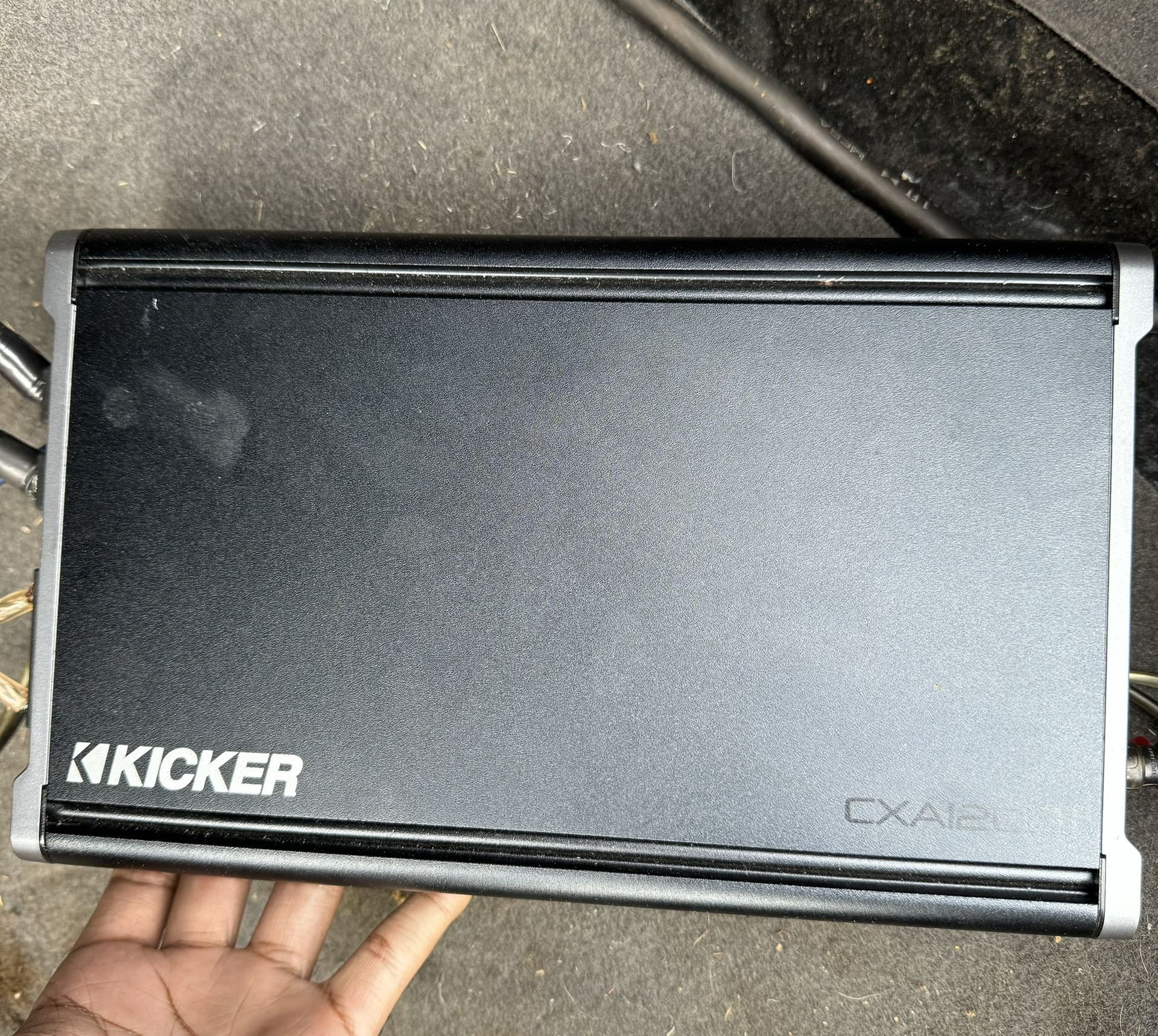 Kicker CXA1200.1 Amp