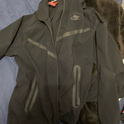 nike tech windbreaker