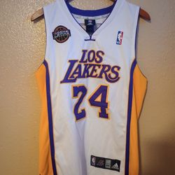 Authentic KOBE BRYANT jersey