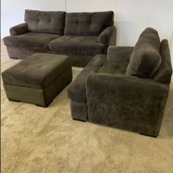  Couch and Chair Set *Free Delivery*