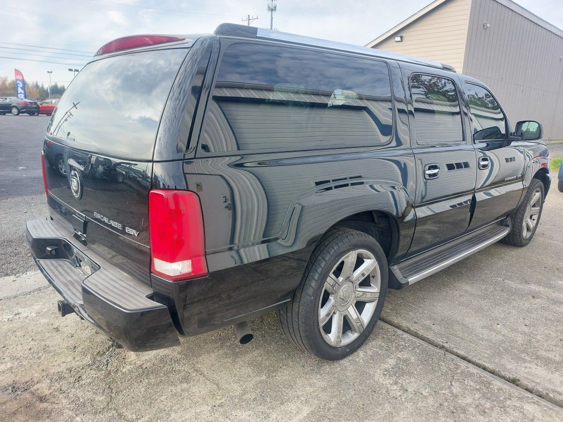 2003 Cadillac Escalade