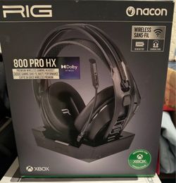 Xbox one series s, x  headphones