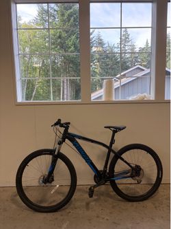 Specialized Pitch Bike
