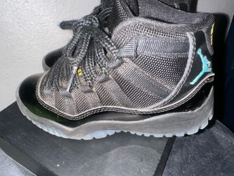 Jordan 11s