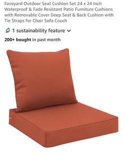 New set of 2 cushions
