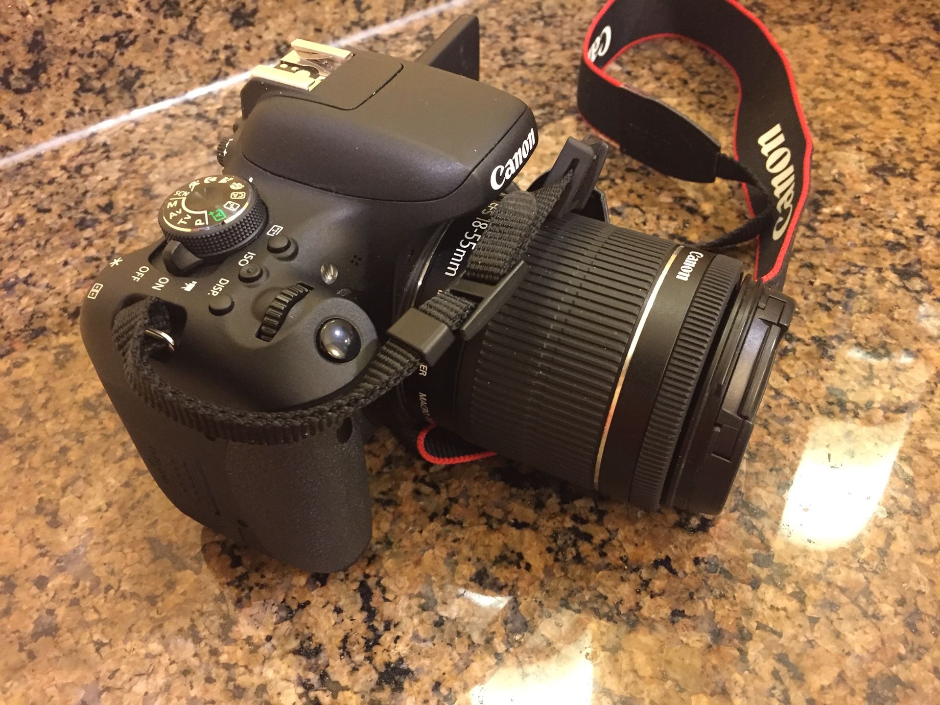 NEW Canon T6i w/ 18-55mm Lens