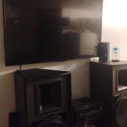 Tv And Stereo System 