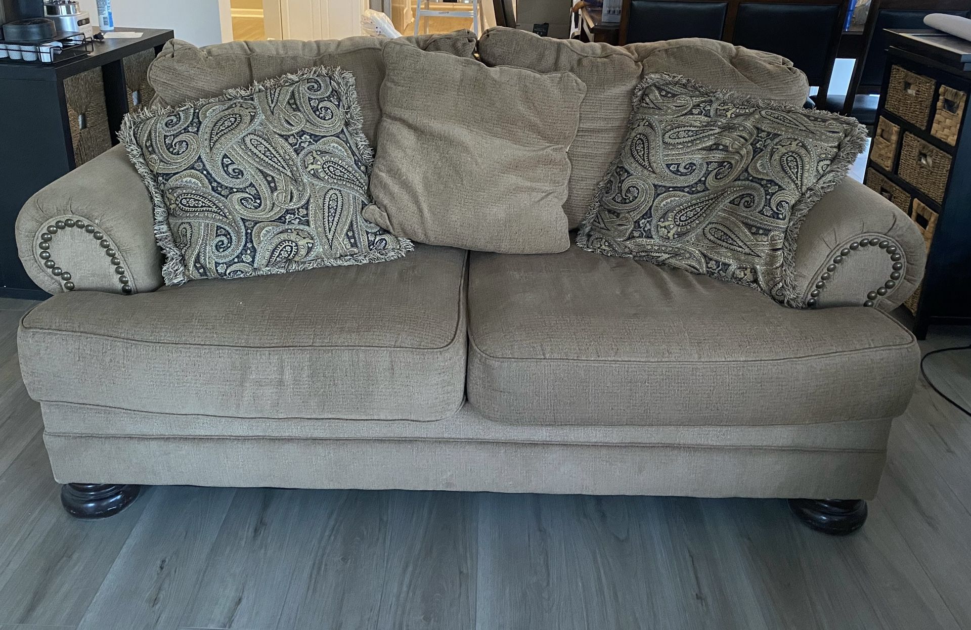 Sofa Set