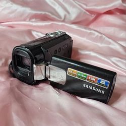SAMSUNG HD CAMCORDER 