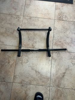 Pull Up Bar