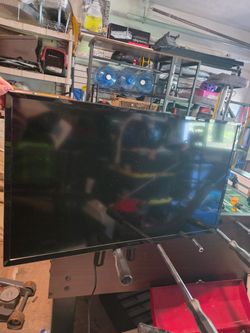 Insignia 32" inch Tv