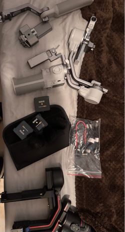 DJI Gimbal Stabilizer Bundle with Rode Wireless Mics