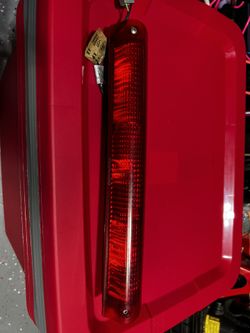 2000-2005 Ford Excursion 3rd Brake Light Or F250 F350 Pickup