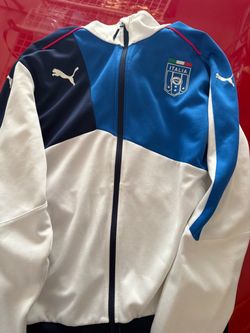 Men’s zippered sports jacket $8