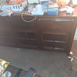 TV Stand 