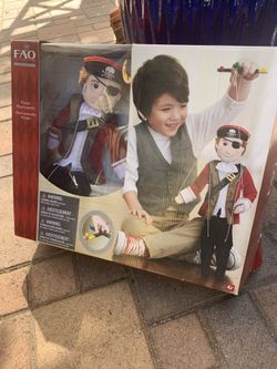  Pirate Marionette  In box FAO Swartz 