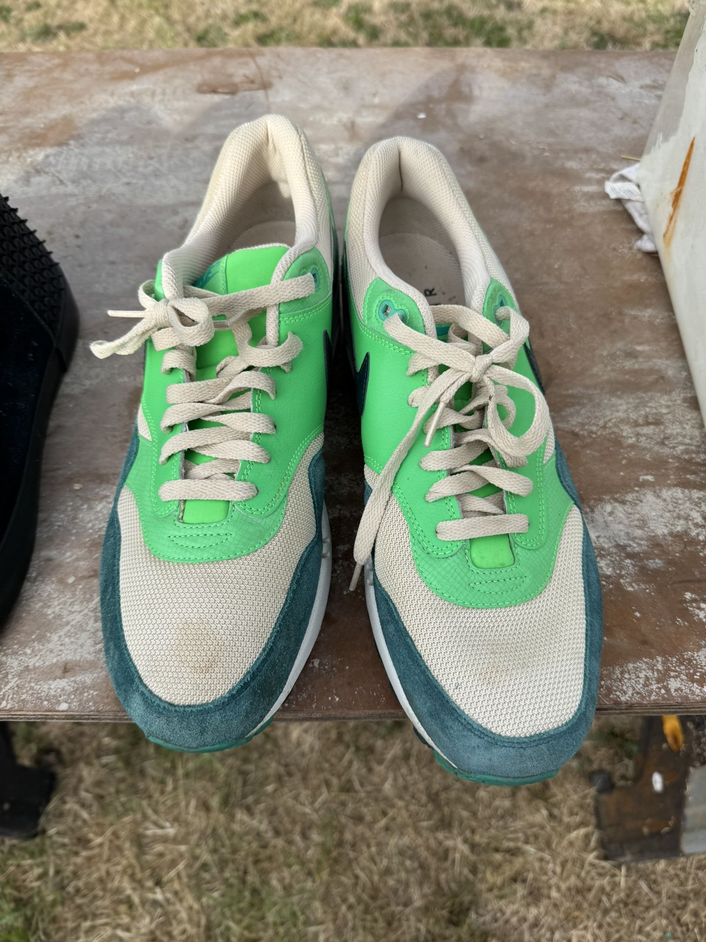 Nike Air max 30.00 Size 14