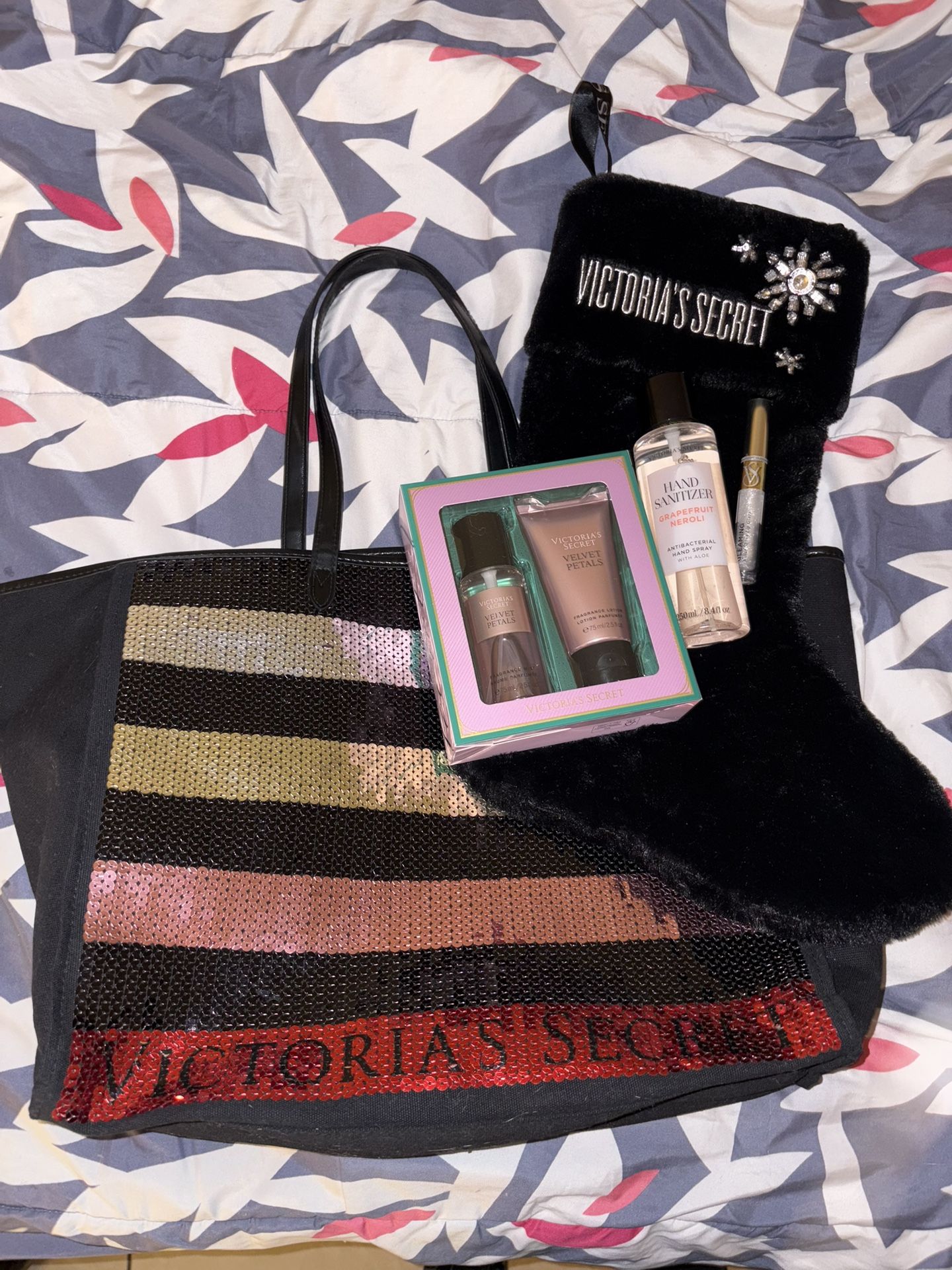 Victorias Secret Tote Bag & Stocking Stuffer New