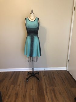 Women’s dress