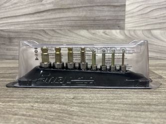 SNAP-ON 1/4" Drive SAE 6-Point Standard Socket & Ratchet Set (A1D026157)