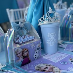 Kids Tables & Chairs Frozen Party Favors
