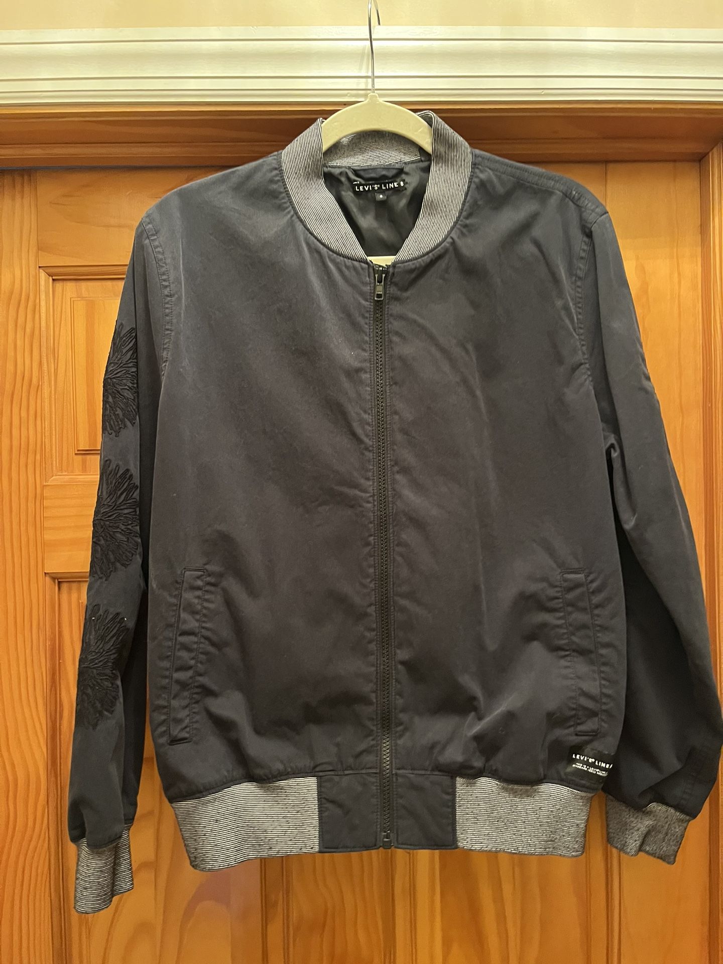 Levi’s Ladies Light Jacket