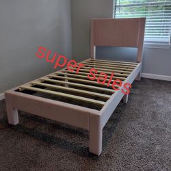 Twin Size Bed 