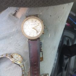 Womens-Four Watches A Line Kliene , 2 Bullova And Michael Kors