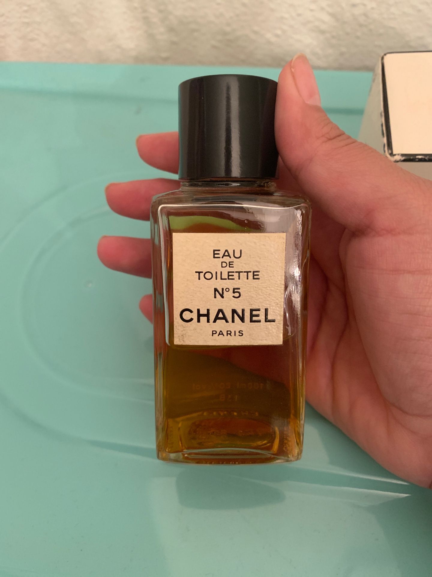 Chanel n°5 perfume
