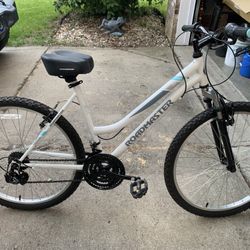 26 inch sales roadmaster womens bike