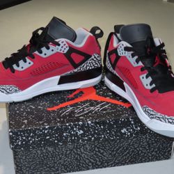 Air Jordan Spizike Size 8 1/2 Red Black Cement Grey Barely Used