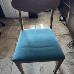 Dining Room Chairs 