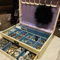 Jewelry  Box  vintage costume jewelry