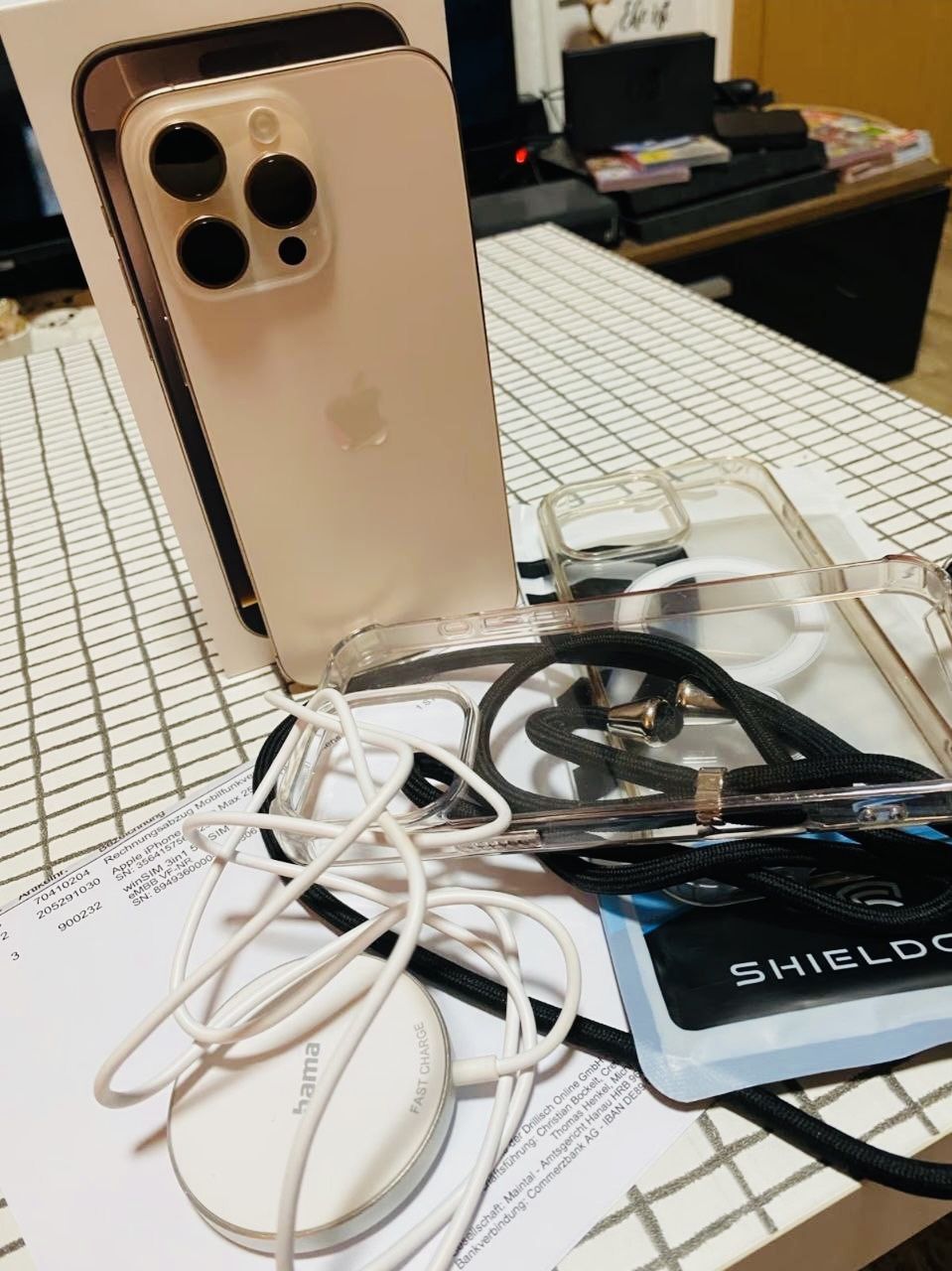 iPhone 16 Pro Max….color Desert Titanium 256 GB