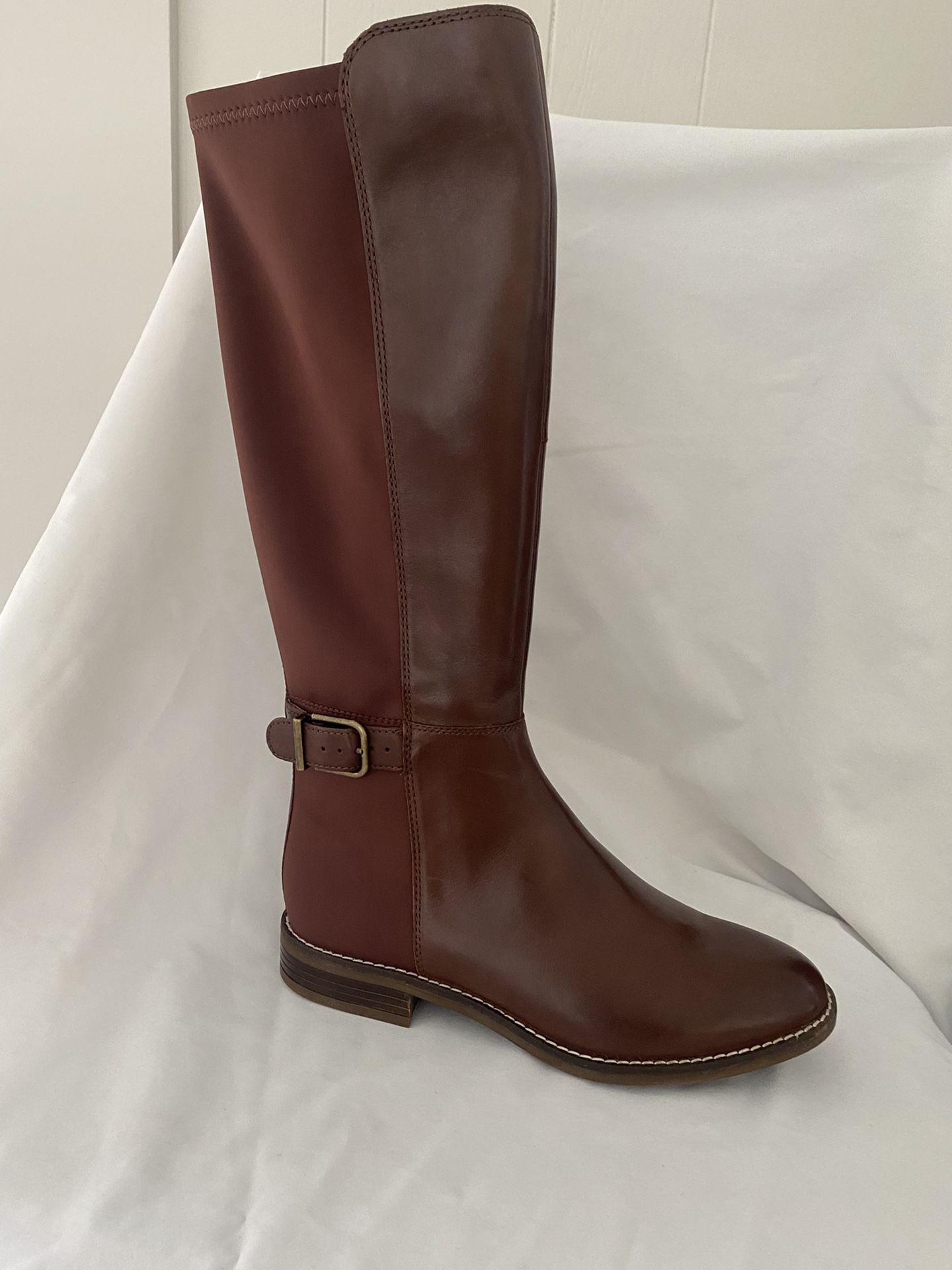 CLARKS WOMEN CAMZIN TREE LONG BOOTS