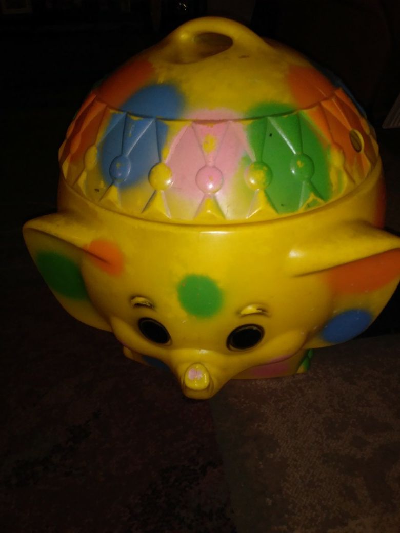 Vintage elephant on sale toy box