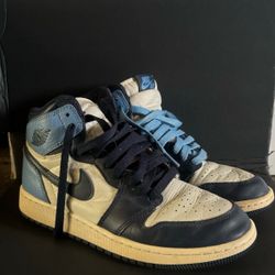  Nike Air Jordan 1 Retro Obsidian Size 5.5Y